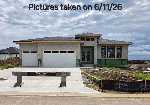 11235 S Gleason Rd, Olathe, KS, 66061 | Card Image
