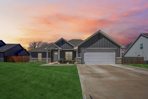 2032 Rattler Way, Tolar, TX, 76476-2030 | Card Image