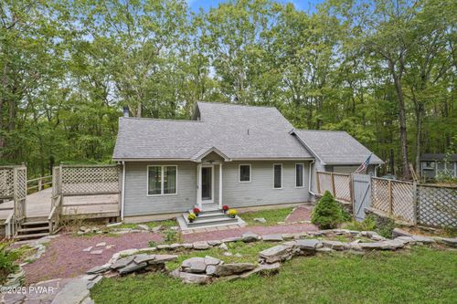106 Arbutus Ct, Milford, PA, 18337-7441 | Card Image