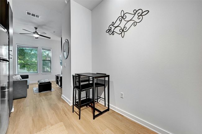 UNIT-2043 - 1900 Barton Springs Rd, Condo with 1 bedrooms, 1 bathrooms and 1 parking in Austin TX | Image 10