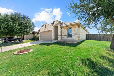 720 Guna Drive, House other with 3 bedrooms, 2 bathrooms and 2 parking in New Braunfels TX | Image 2