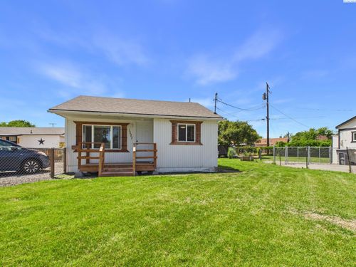 1327 Potter Ave, Richland, WA, 99354 | Card Image