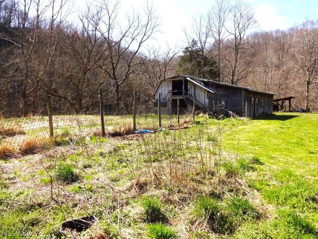 14479 Elk River Rd, House other with 2 bedrooms, 2 bathrooms and null parking in Duck WV | Image 27
