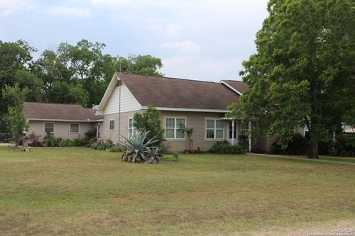 302 E 5th, Nordheim, TX, 78141-3007 | Card Image