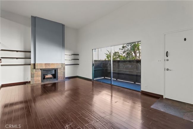 UNIT-13 - 8933 Willis Ave, Townhouse with 2 bedrooms, 3 bathrooms and 2 parking in Panorama City CA | Image 5