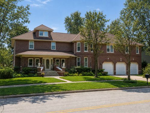 a-1506 Oswego Rd, Naperville, IL, 60540-3300 | Card Image