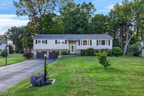 1 Cortes Ct, Clifton Park, NY, 12065-5809 | Card Image
