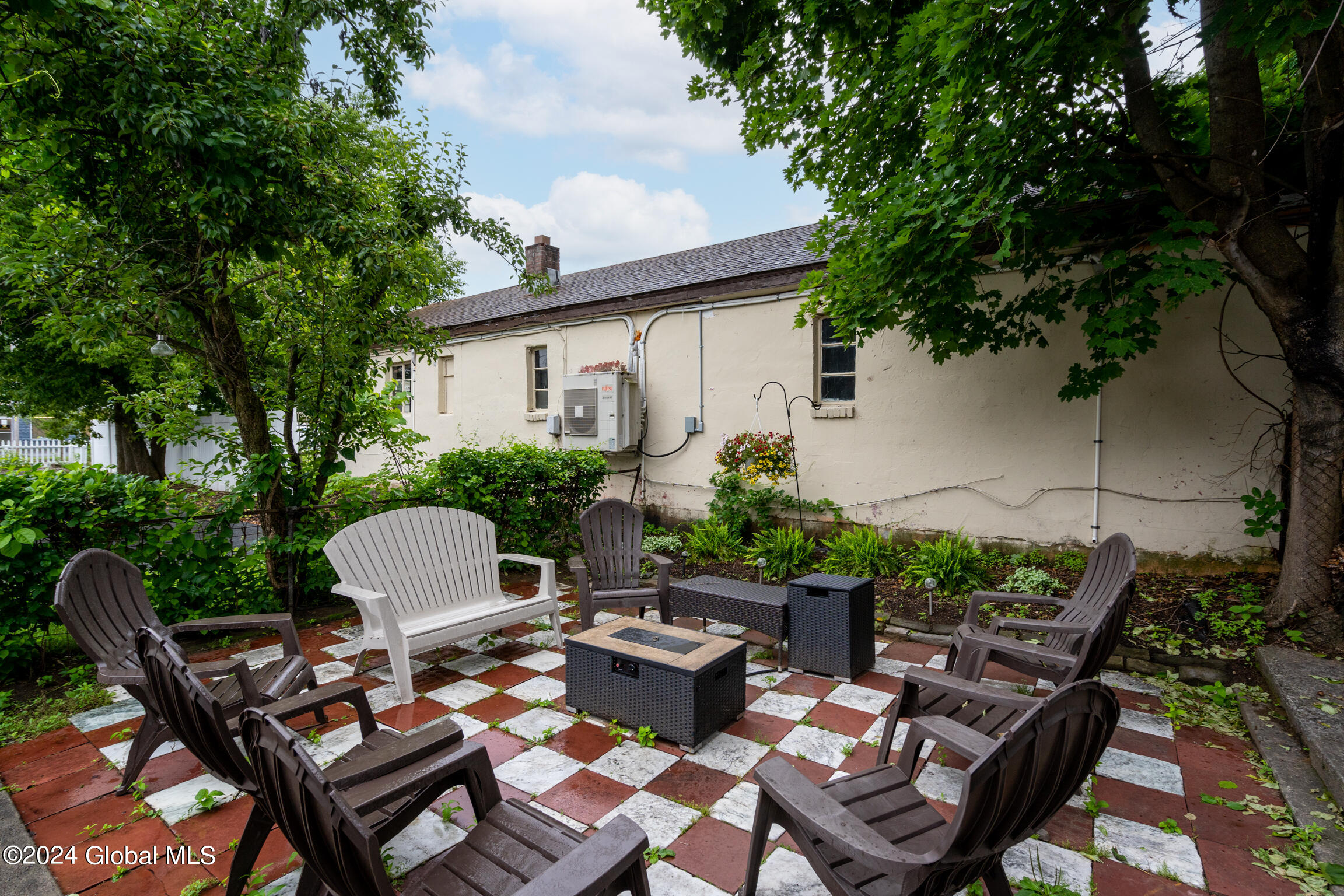 Residential Lease in Saratoga Springs 2