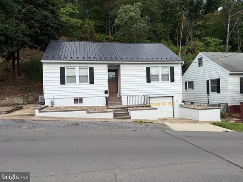 802 Piedmont Ave, CUMBERLAND, MD, 21502-1436 | Card Image