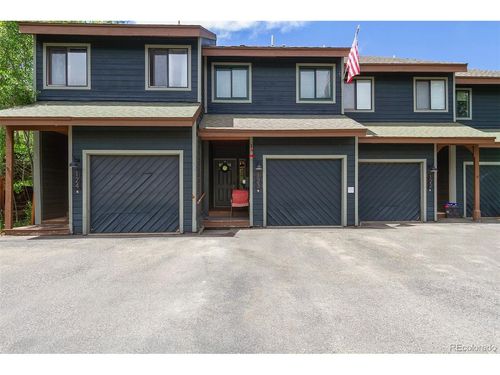 123 Burgundy Cir, Silverthorne, CO, 80498 | Card Image