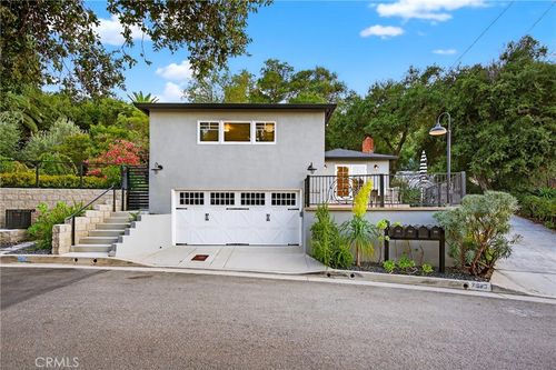 7582 Mcgroarty Ter, Tujunga, CA, 91042-2614 | Card Image