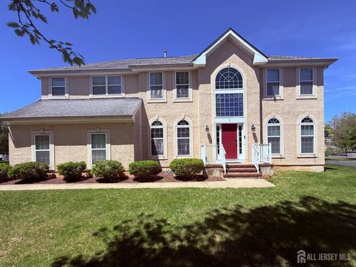 6 Mahogany Ct, Plainsboro, NJ, 08536-2063 | Card Image