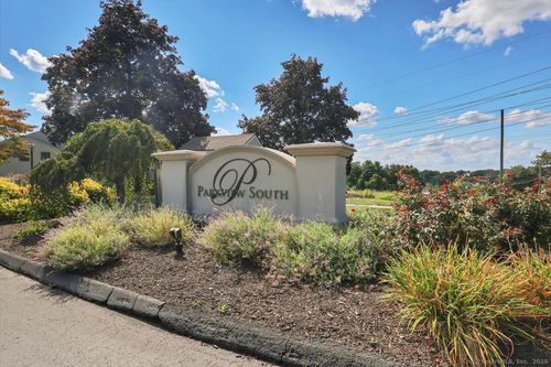301-301 Summer Hill Dr, South Windsor, CT, 06074-2878 | Card Image