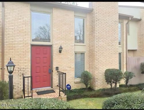26 Park Crest Pl, Jackson, MS, 39211-2470 | Card Image