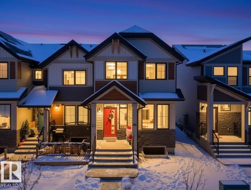 {{alt}} | Card Image