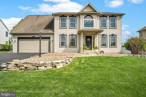 432 Farmhouse Ln, PALMYRA, PA, 17078-8711 | Card Image