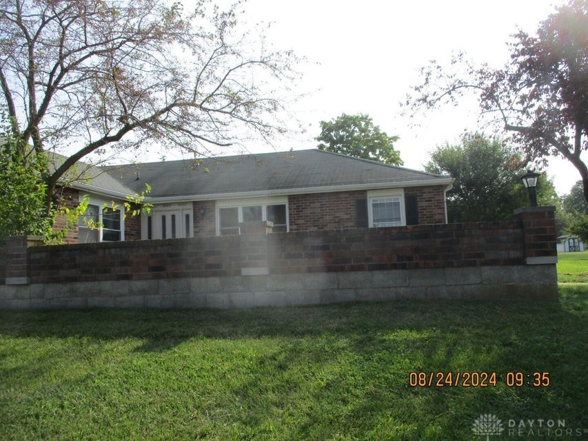 Bennett Dr, Piqua, OH 45356