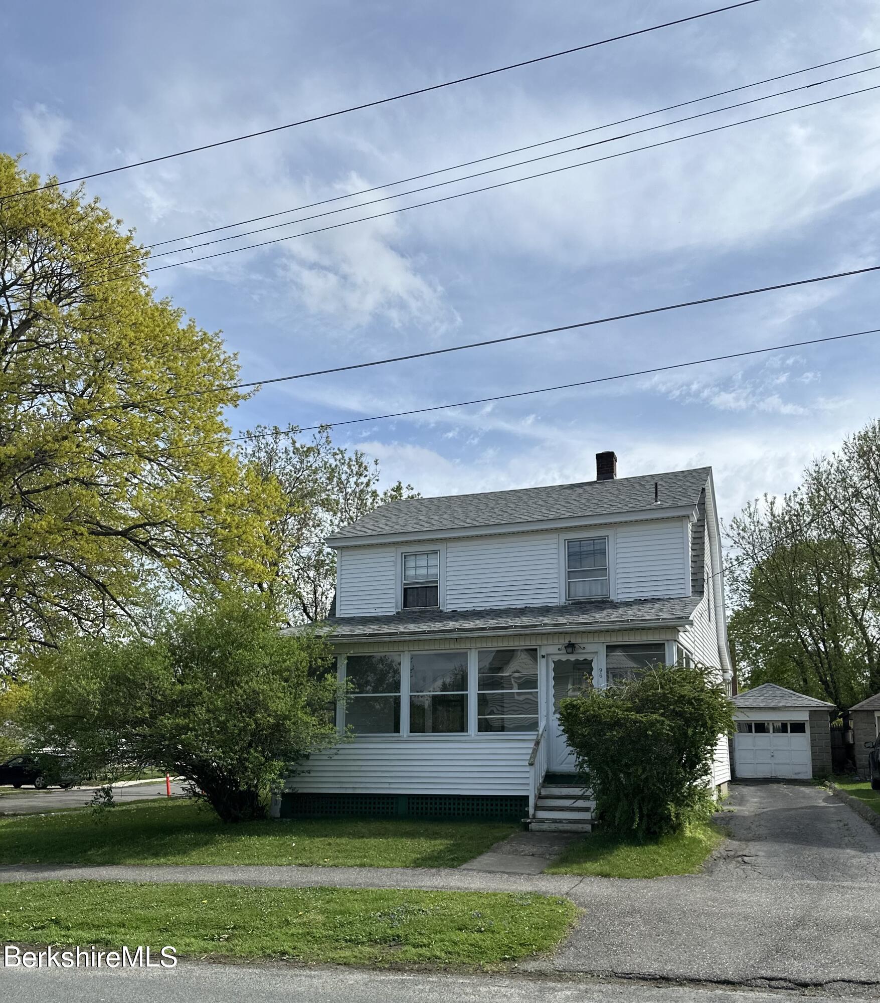 Strong Ave, Pittsfield, MA 01201