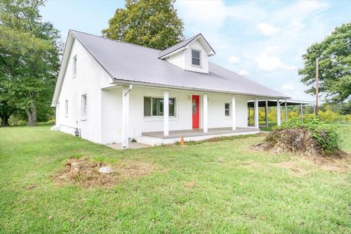1062 Pleasant Hill Rd, Sparta, TN, 38583-5514 | Card Image