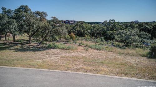5830 Camp Creek Dr, New Braunfels, TX, 78132-2934 | Card Image