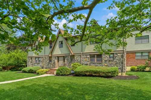 apt-5e-36 Milford Ln, Suffern, NY, 10901-7952 | Card Image