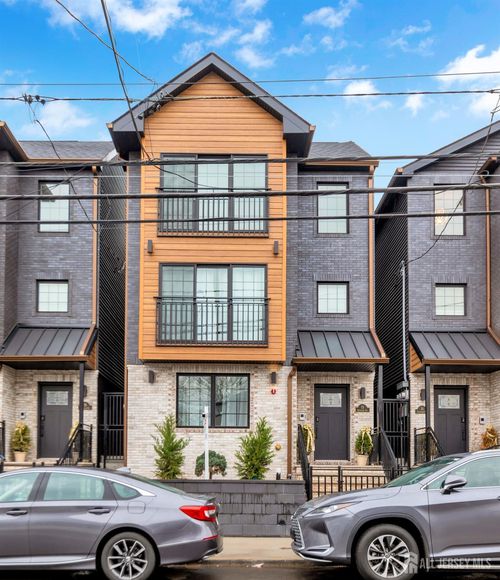2-73 Stuyvesant Avenue, Newark, NJ, 07016 | Card Image