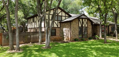 304 Paloverde Ln, Fort Worth, TX, 76112-1123 | Card Image