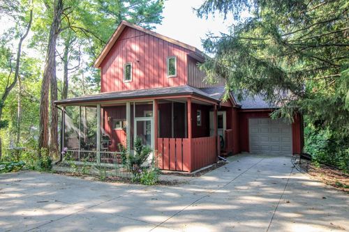 N4522 Park Rd, Cambridge, WI, 53523-9743 | Card Image