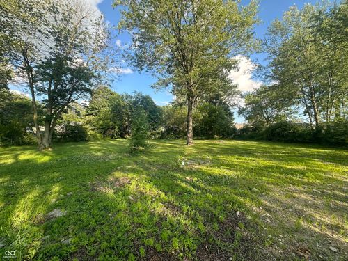 105 N Allen Dr, Lebanon, IN, 46052-2902 | Card Image