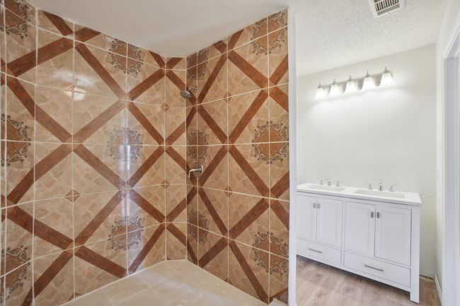 12848 Hilltop Dr, House other with 4 bedrooms, 4 bathrooms and null parking in Balch Springs TX | Image 20
