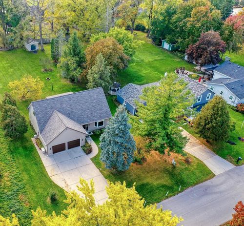 813 High Street, Oconomowoc, WI, 53066 | Card Image