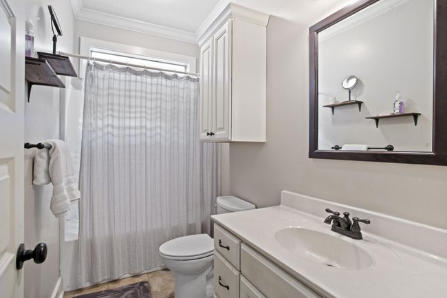 169 guest bath | Image 22