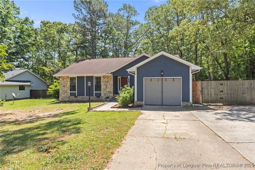 7129 Calamar Dr, Fayetteville, NC, 28314-5216 | Card Image