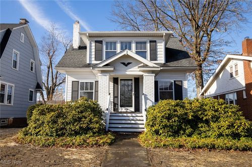 1478 Bunts Rd, Lakewood, OH, 44107-4518 | Card Image