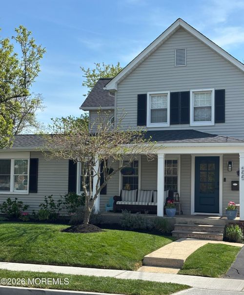 555 Ocean Rd, Spring Lake, NJ, 07762-1840 | Card Image