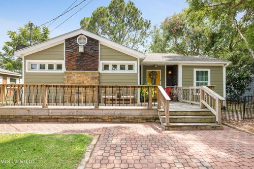 1673 Sunset Blvd, Biloxi, MS, 39531-3425 | Card Image