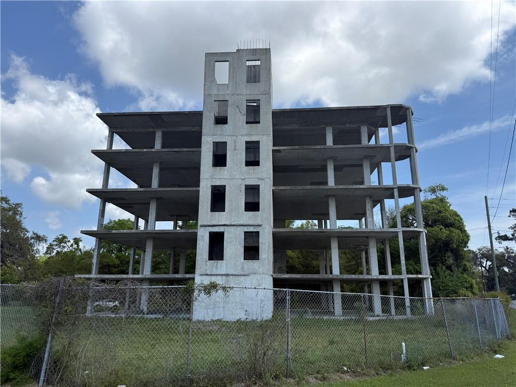 Commercial Sale in Brunswick