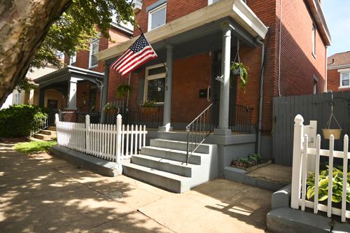 413 Taylor Ave, Bellevue, KY, 41073-1414 | Card Image