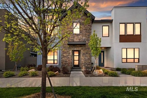 3211 S Brookridge Way, Boise, ID, 83716-7221 | Card Image
