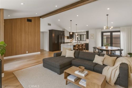 366 Esther St, Costa Mesa, CA, 92627 | Card Image