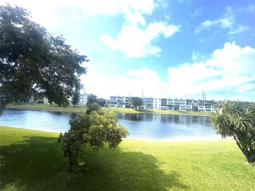 2004-2004 Harwood C, Deerfield Beach, FL, 33442-3480 | Card Image