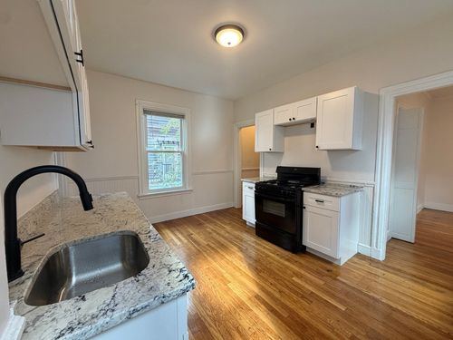 2-327 Columbia St, Cambridge, MA, 02141 | Card Image