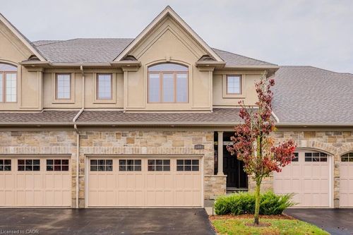 14-435 Winchester Dr, Waterloo, ON, N2T0B7 | Card Image