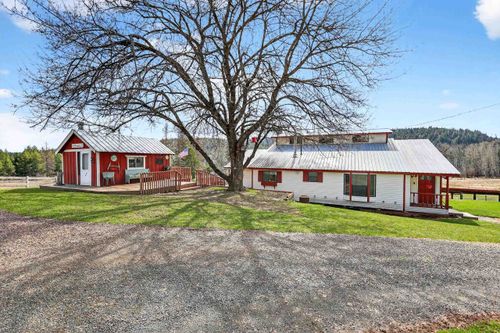 131 Country Ln, Newport, WA, 99156-9628 | Card Image