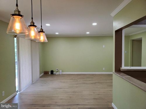 unit-196-115 E Kings Hwy, MAPLE SHADE, NJ, 08052-3451 | Card Image