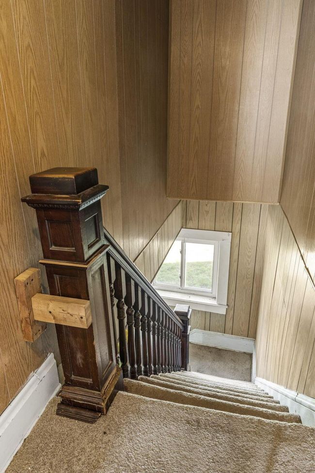 Staircase - 316 W Marietta Street, Bremen, OH 43107 | Image 29