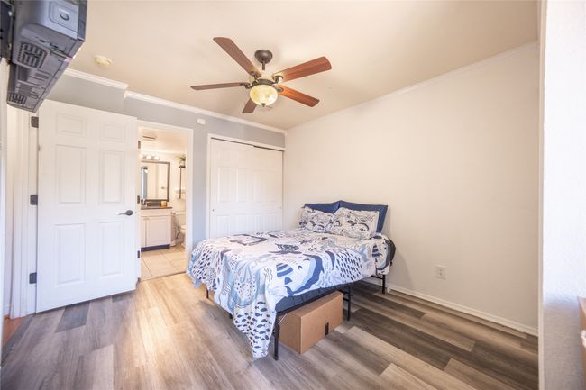 5744 Cedar Creek Dr, Townhouse with 3 bedrooms, 2 bathrooms and null parking in Benbrook TX | Image 10