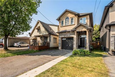 607 Knox Ave, House other with 4 bedrooms, 3 bathrooms and 3 parking in Hamilton ON | Image 2