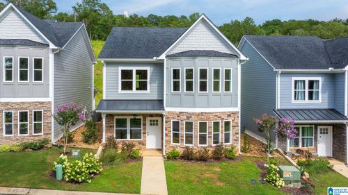 100 Harbor Pointe Dr, TALLADEGA, AL, 35160-4160 | Card Image