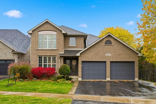 209 Dundas St W, Paris, ON, N3L4H3 | Card Image